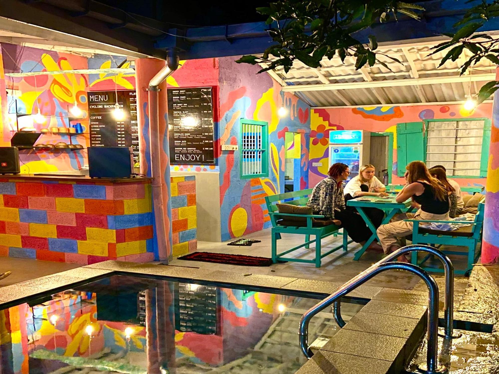 Cycling Backpacker Hostel & Cafe Unawatuna Eksteriør bilde