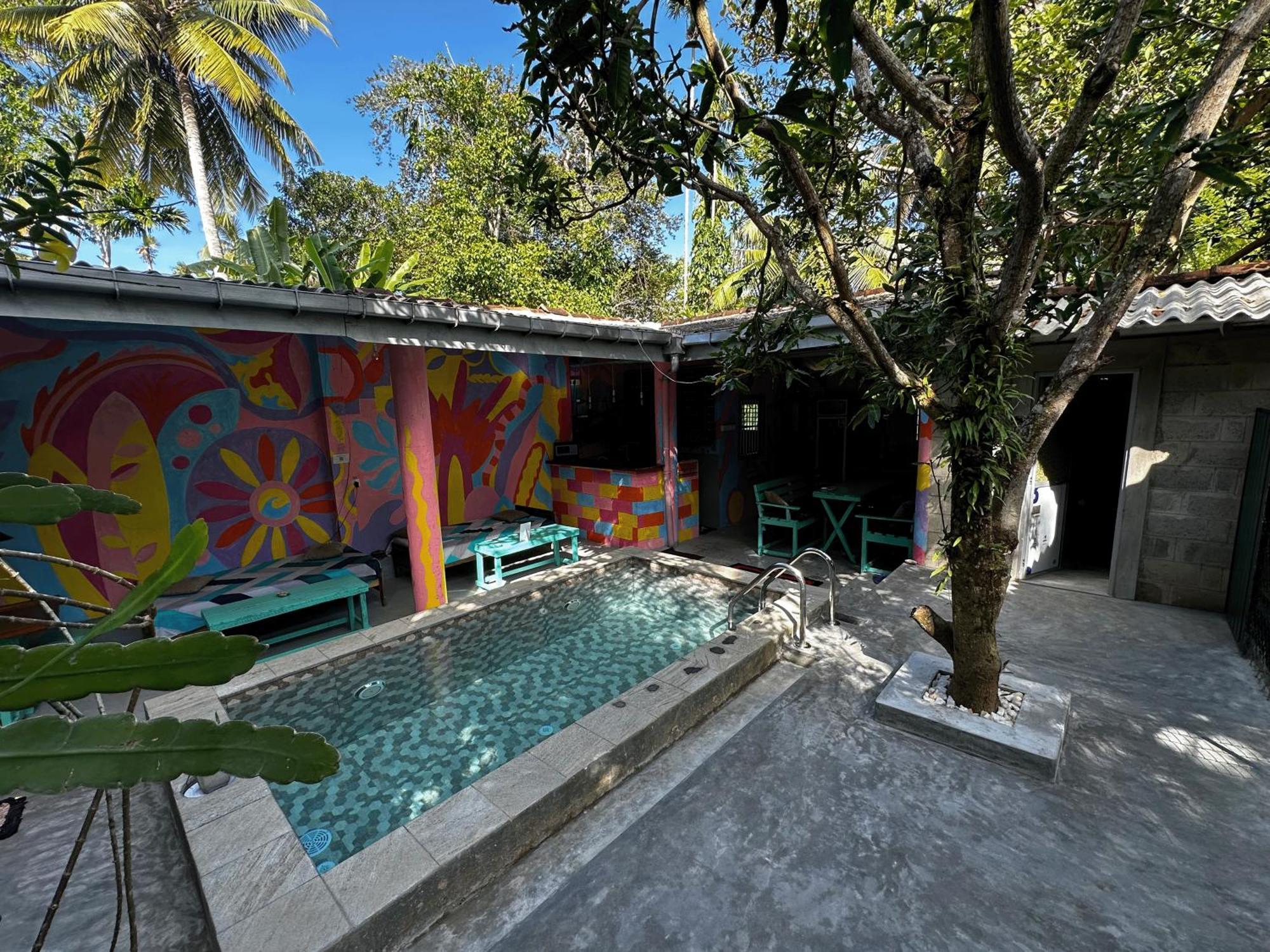 Cycling Backpacker Hostel & Cafe Unawatuna Eksteriør bilde